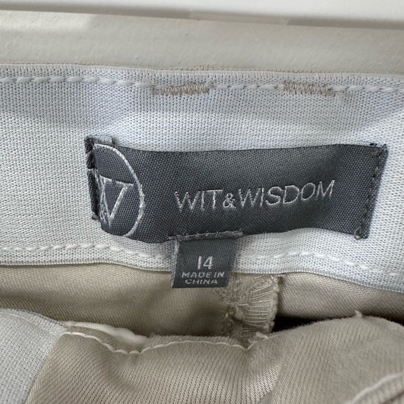 Wit & Wisdom Women Pants with Elastic Waist Band - Never Worn - Picture 6 of 13